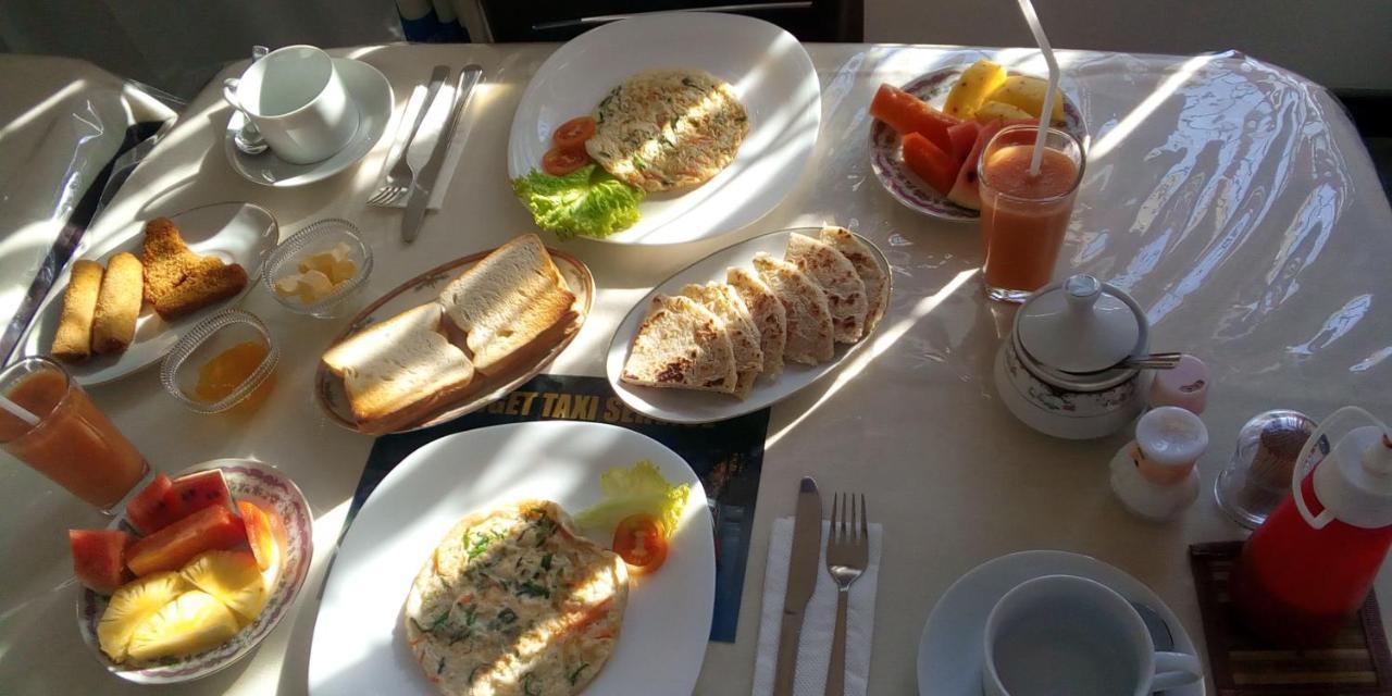 Lavendra Guset House Hotell Nallathanniya Exteriör bild
